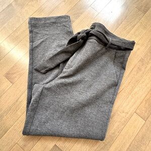 Banana Republic Fact - knit dress pants (medium)